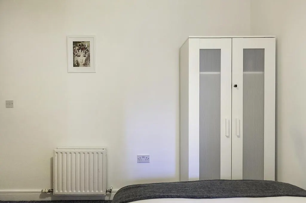 Metrostays - Merrion Square Dublin Apartment